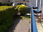 vue du jardin depuis le balcon en attendant la floraison des hortensias