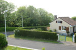 La villa située à l'angle des rues d'Yauville et des Iris